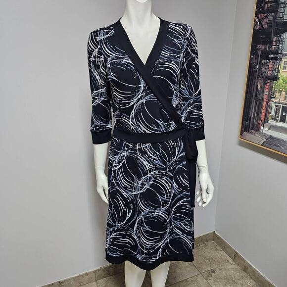 Alfani Black/White Swirl Knee Length Wrap Dress Size Medium - Picture 1 of 7